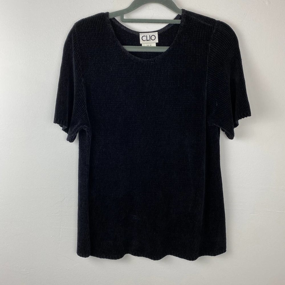 Chio, Black short sleeve sweater, Size Sm.